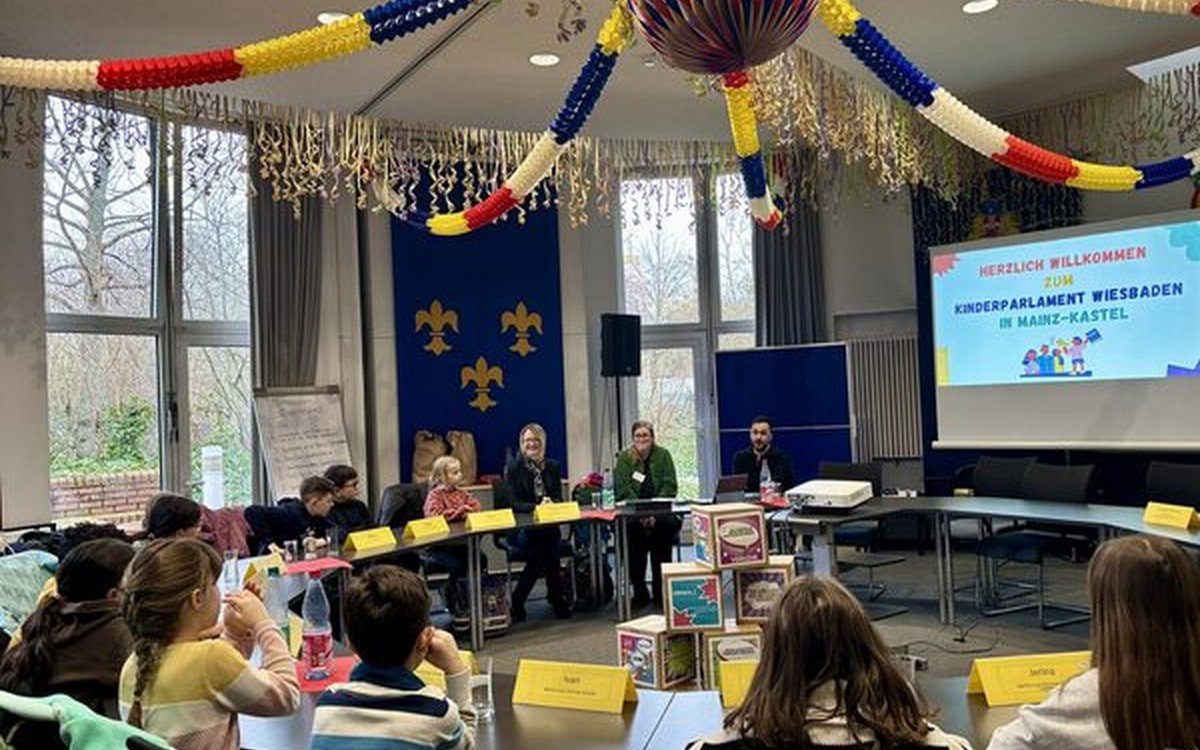 Kinderparlament in Kastel nimmt Arbeit auf und erhält verbindliche Mitwirkungsrechte